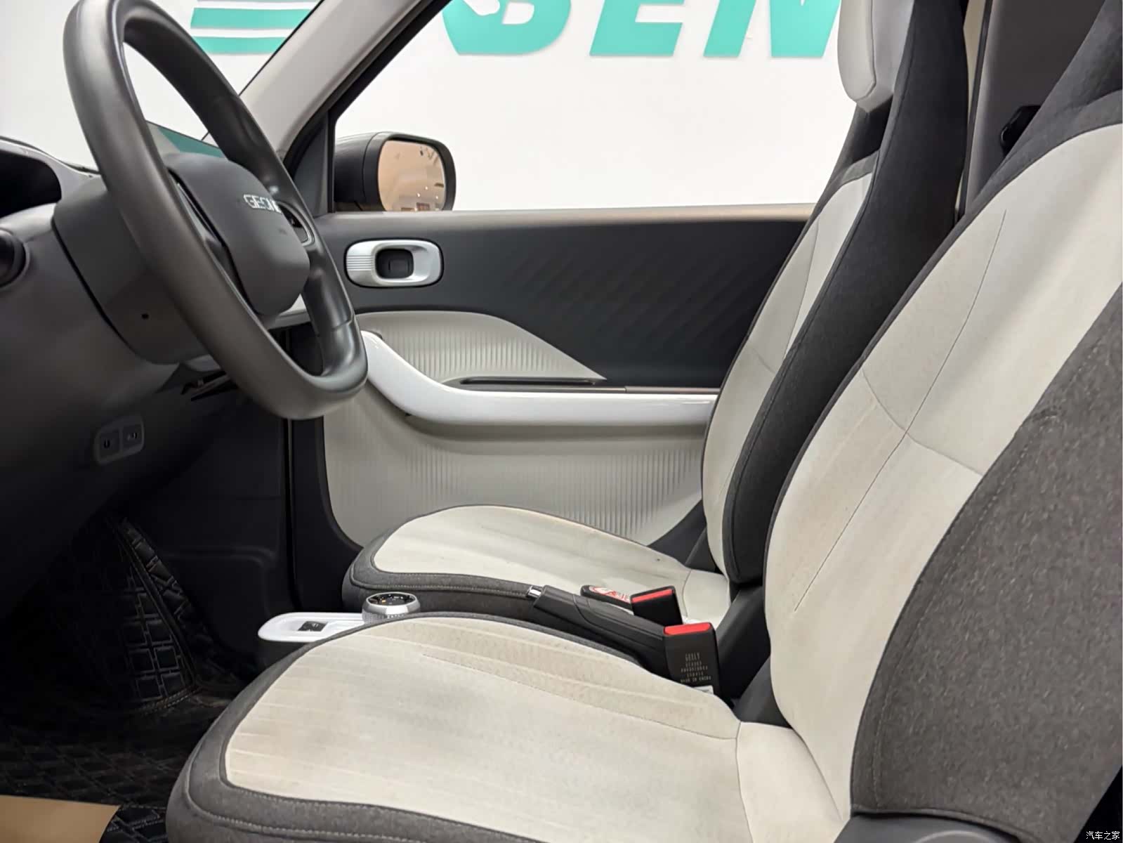 Geely Panda, 2025 8