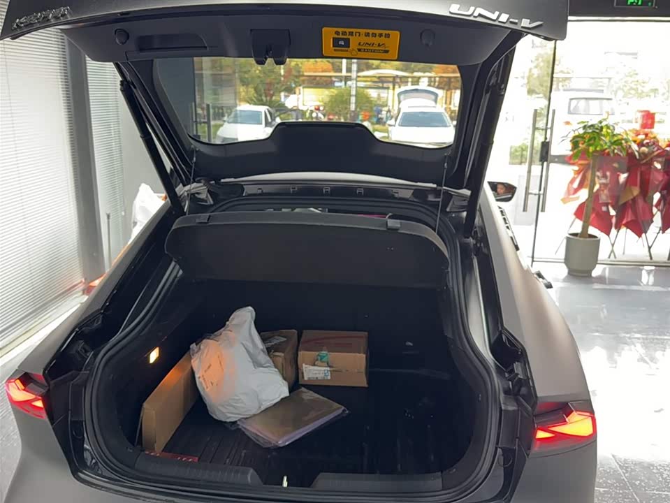 Changan UNI-V Smart iDD