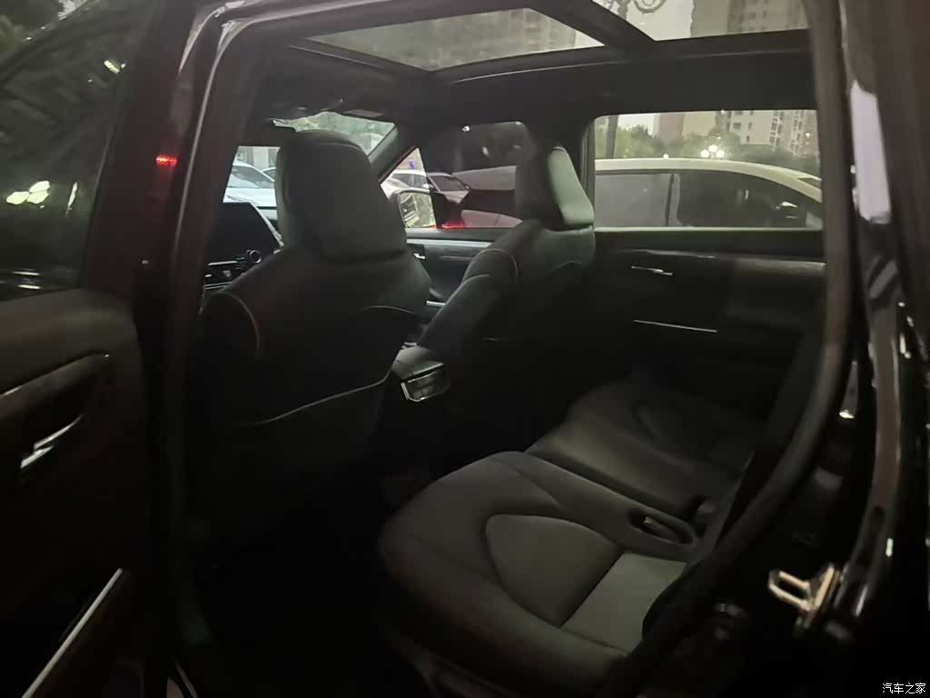 Toyota Crown, 2024 6