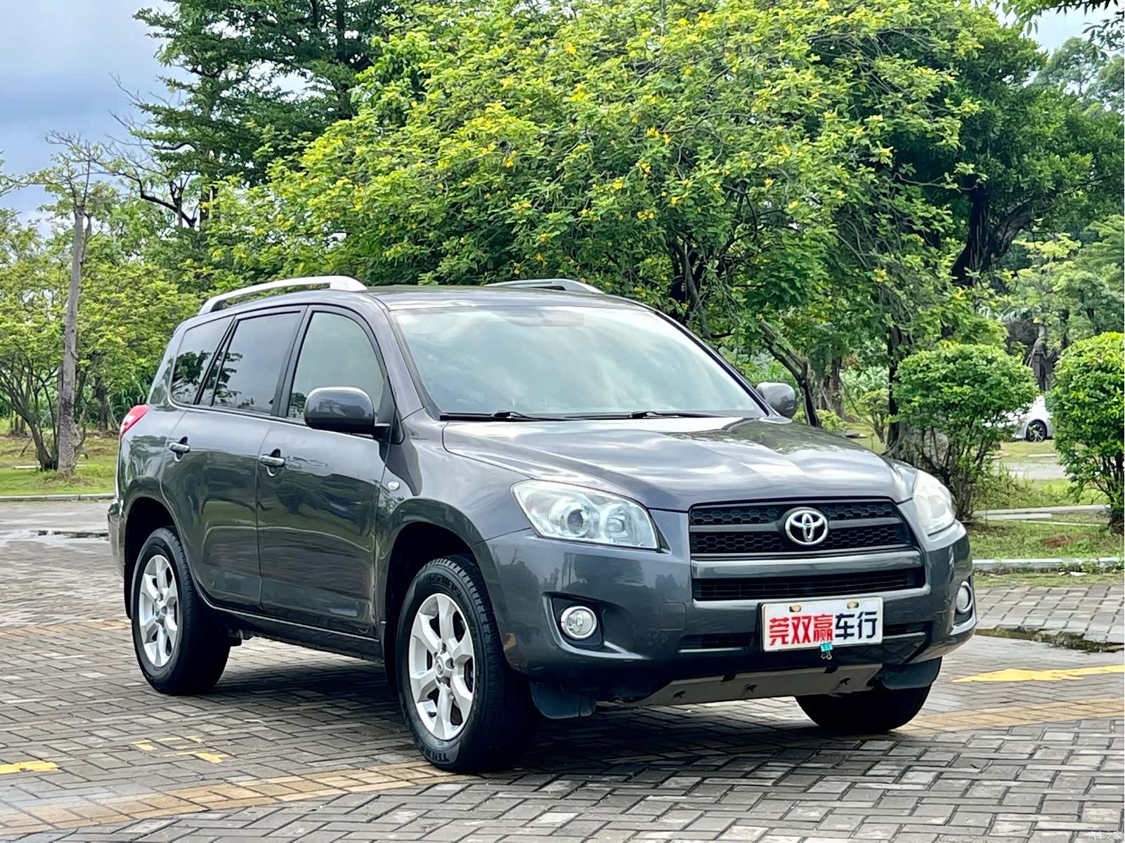 Toyota RAV4, 2012 3