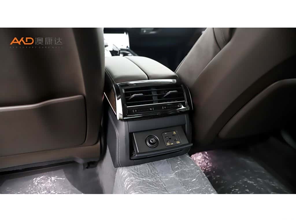 Audi A8L, 2023 9