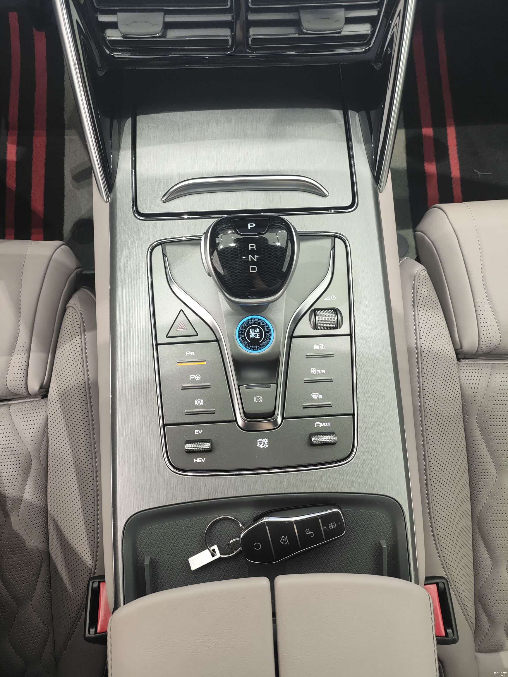 BYD Tang, 2025 13
