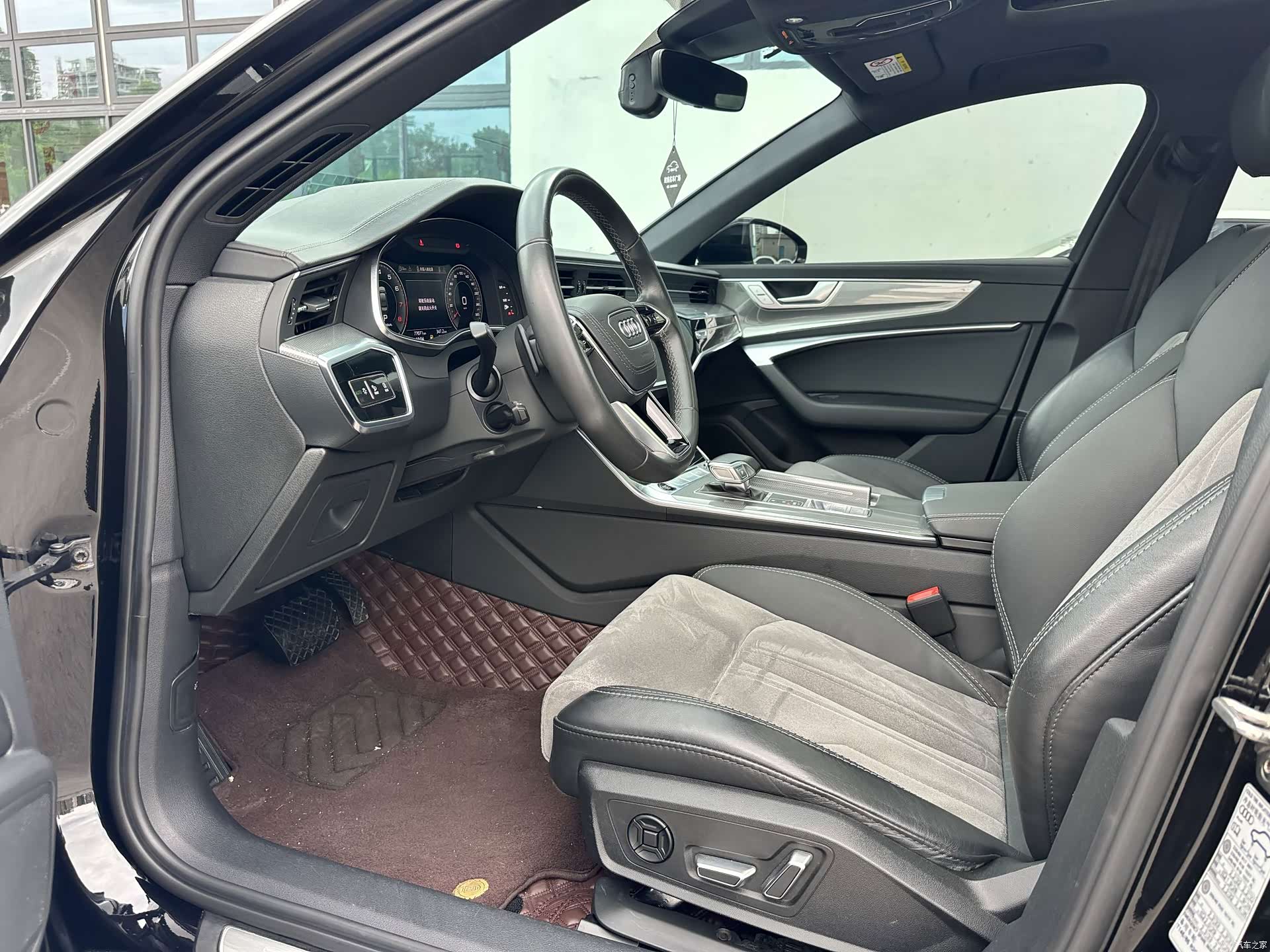 Audi A6L, 2023 4