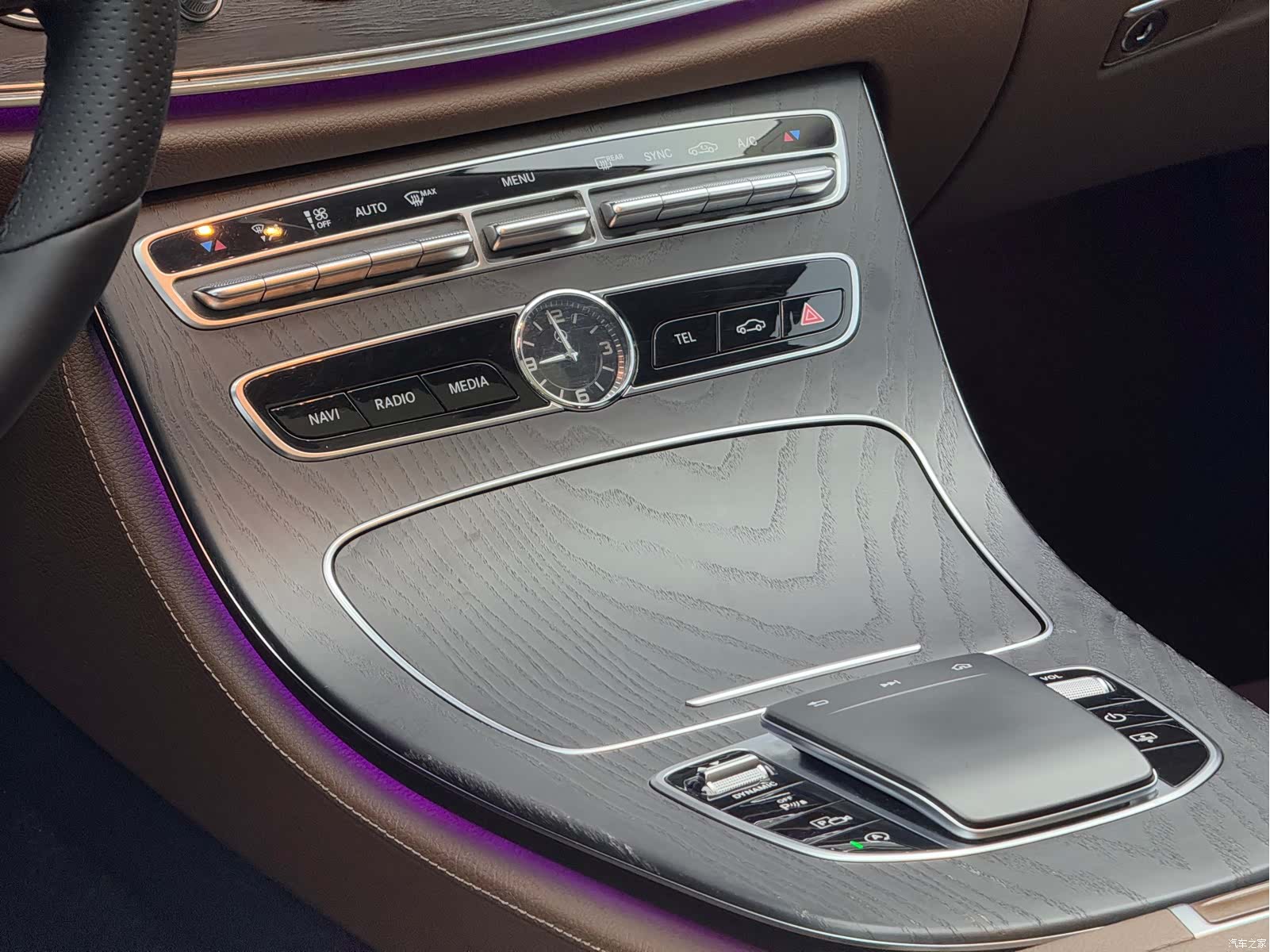 Mercedes-Benz E-Class, 2019 12