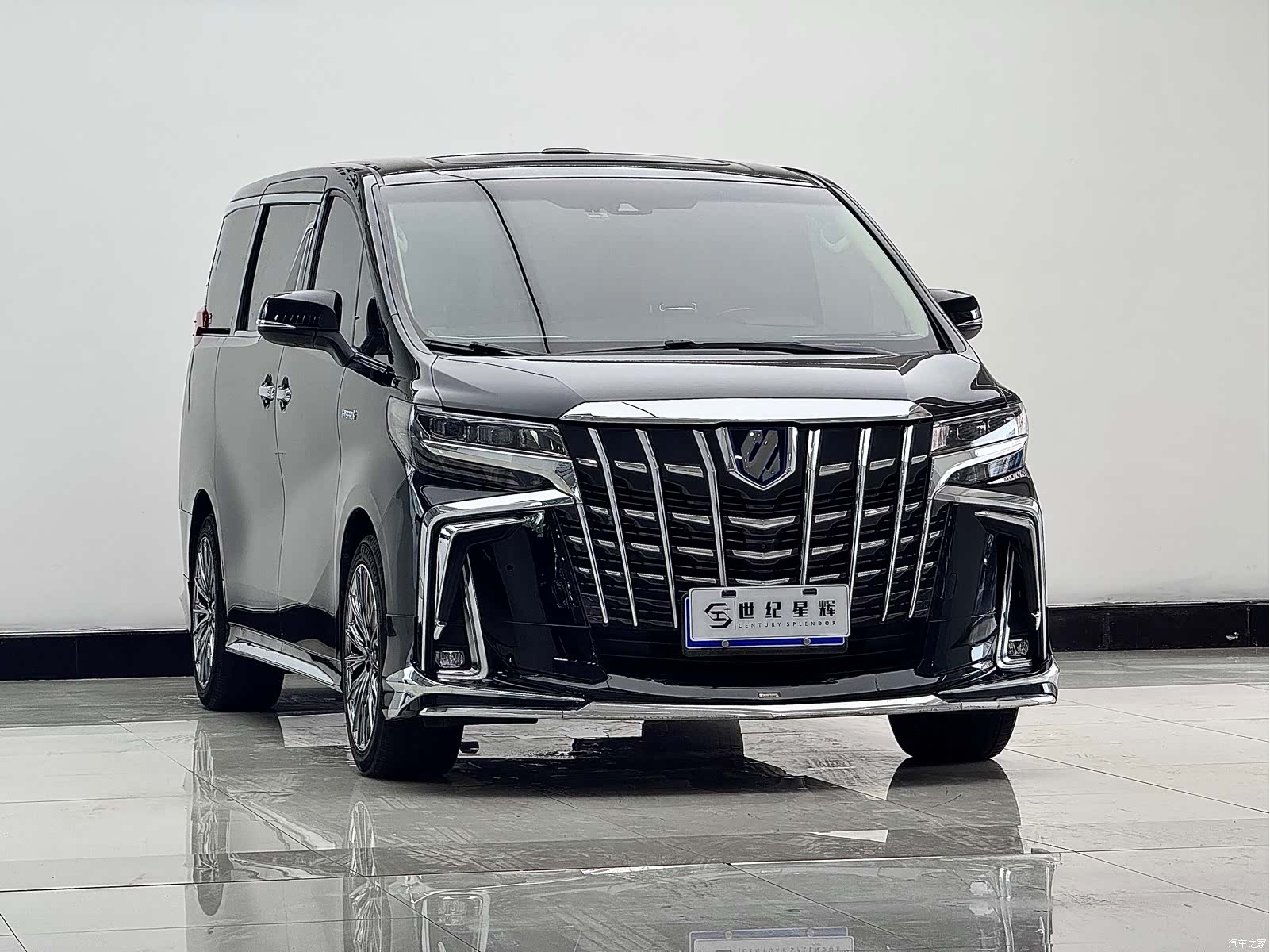 Toyota Alphard, 2022 4