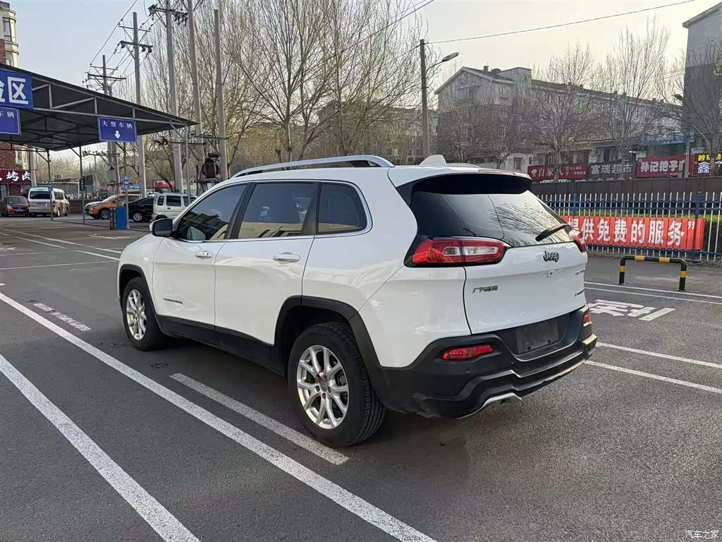 Jeep Cherokee, 2018 все фото