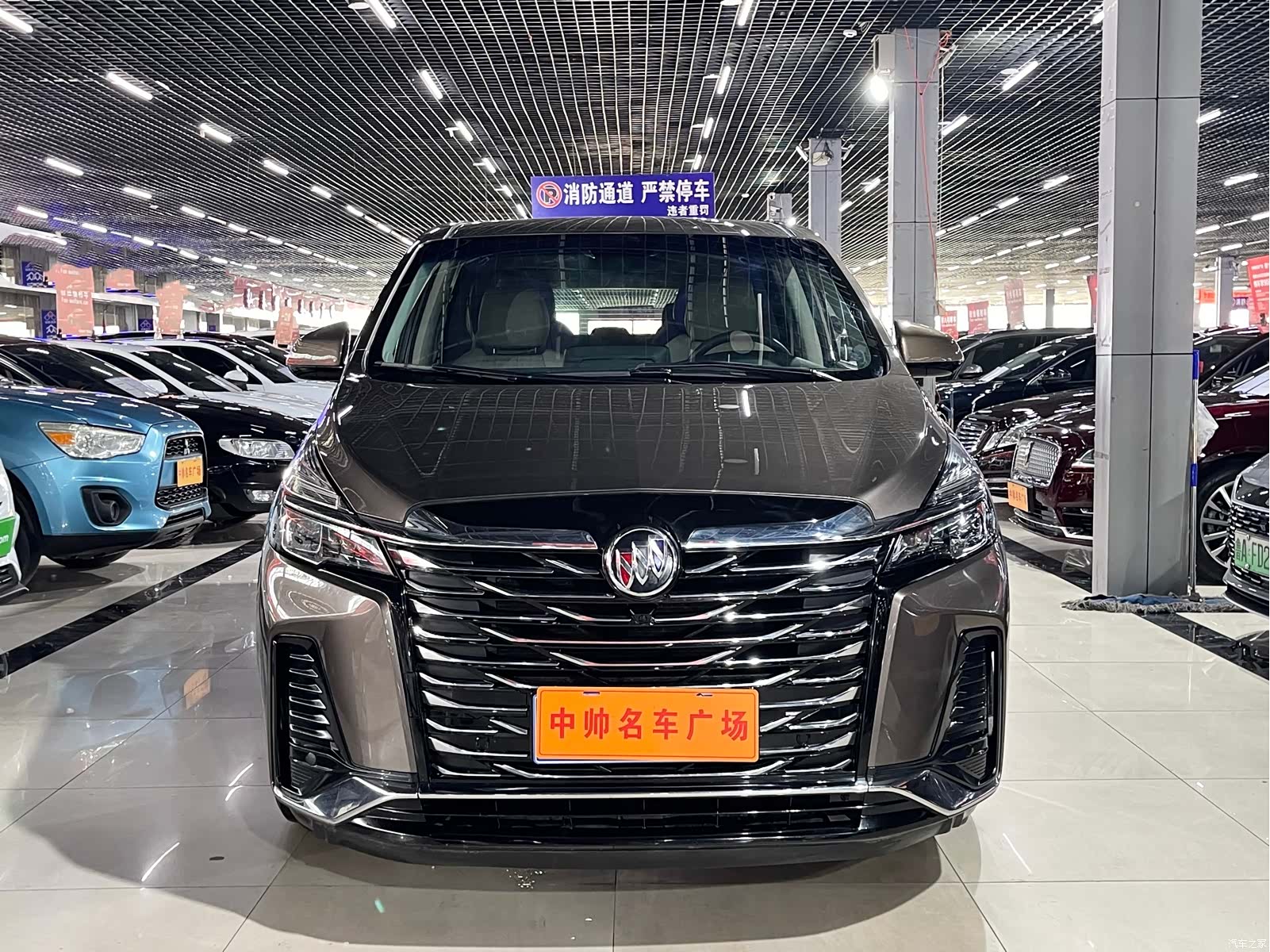 Buick GL8, 2022 2