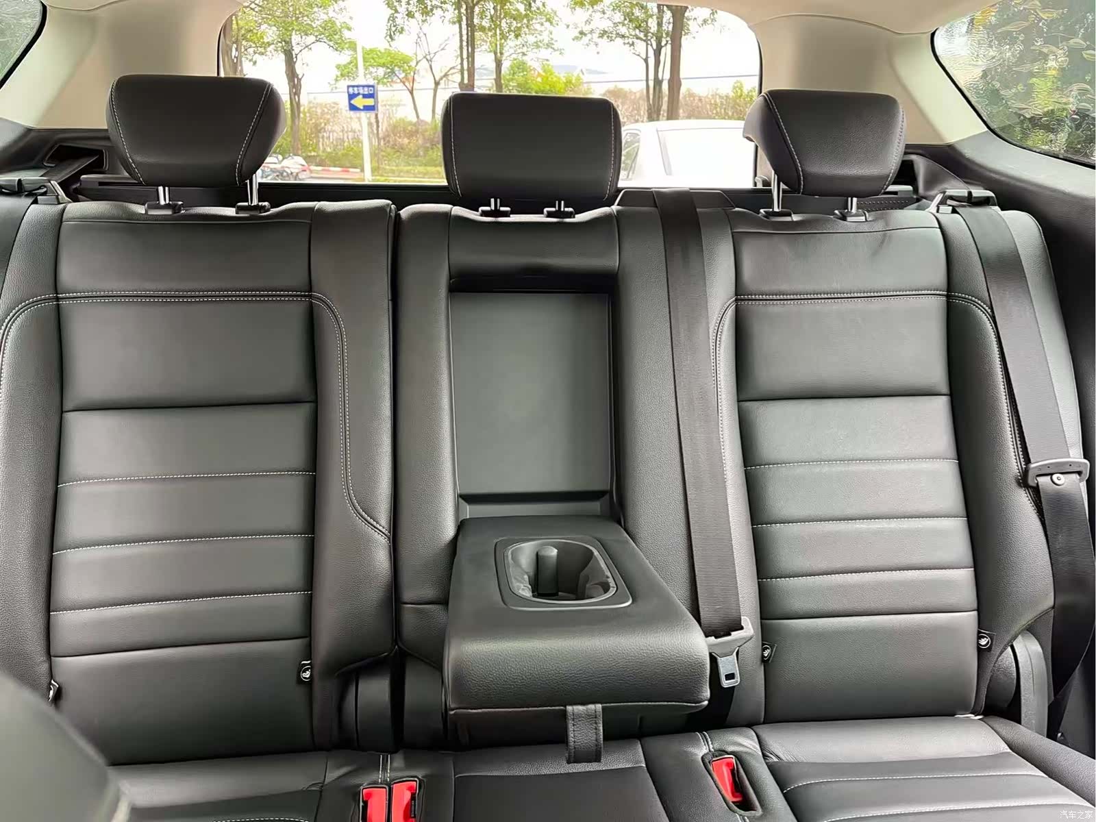 Ford Kuga, 2018 27