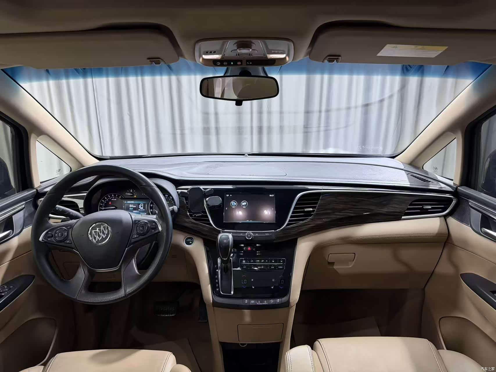Buick GL8, 2018 6