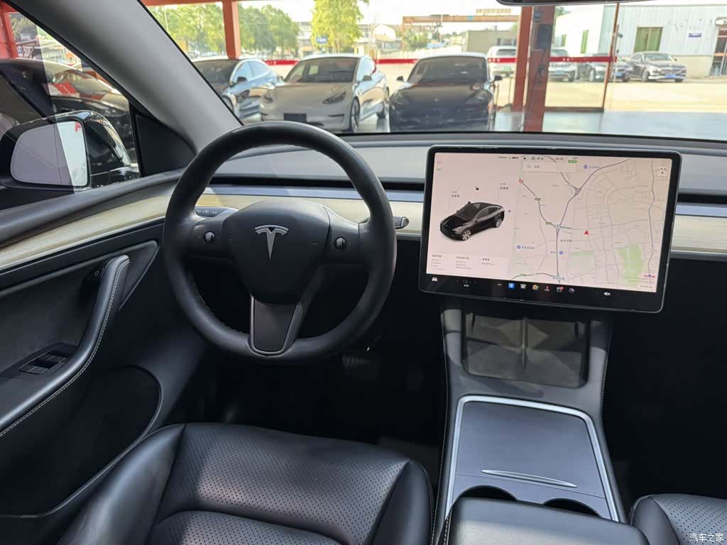 Tesla Model Y, 2022 11