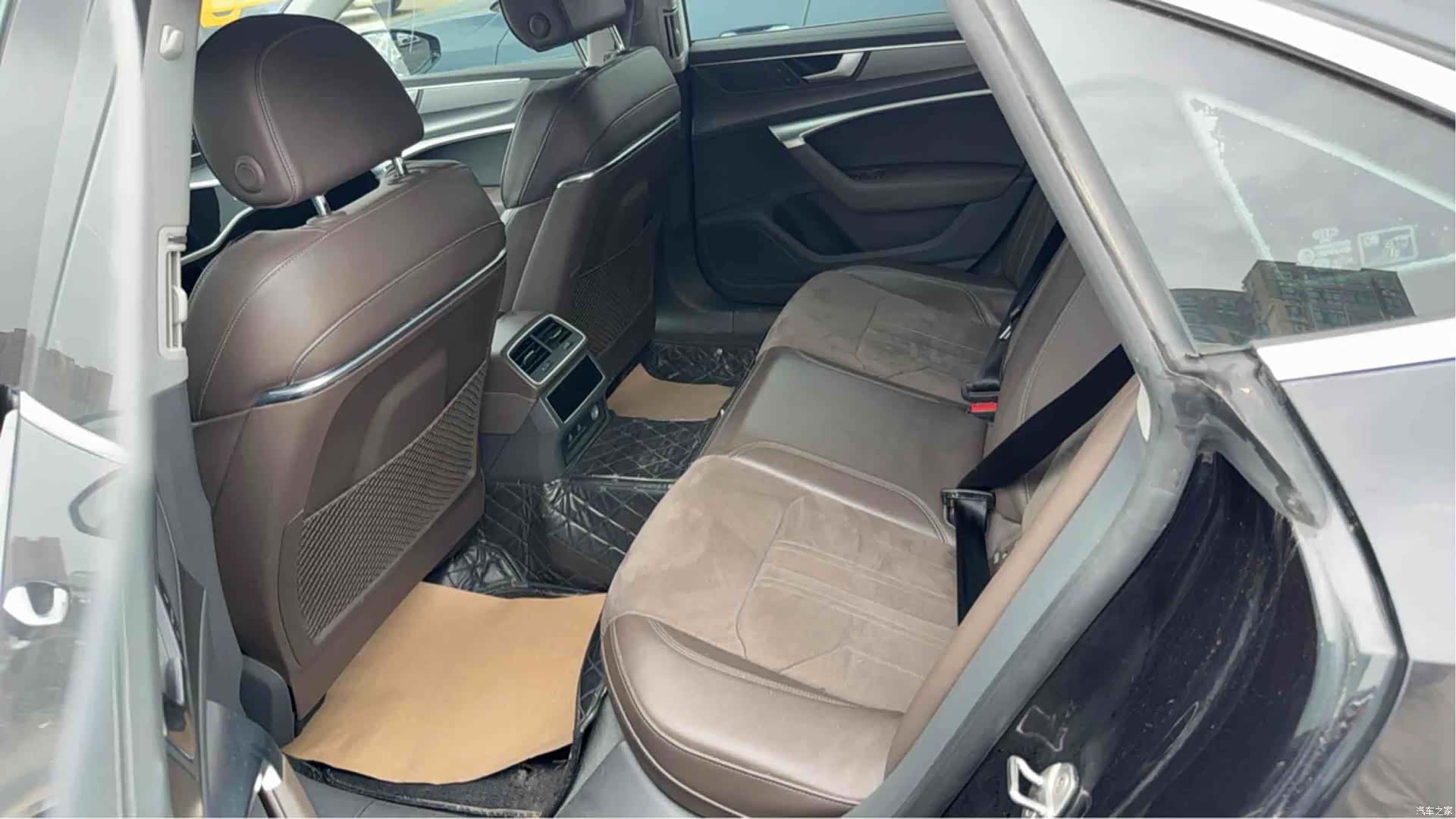 Audi A7L, 2024 11