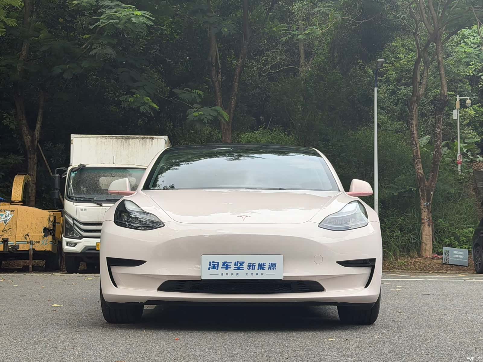 Tesla Model 3, 2023 7