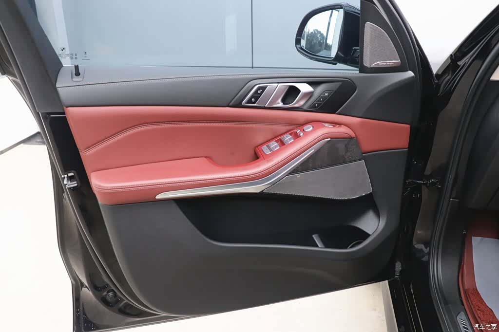 BMW X5, 2022 10
