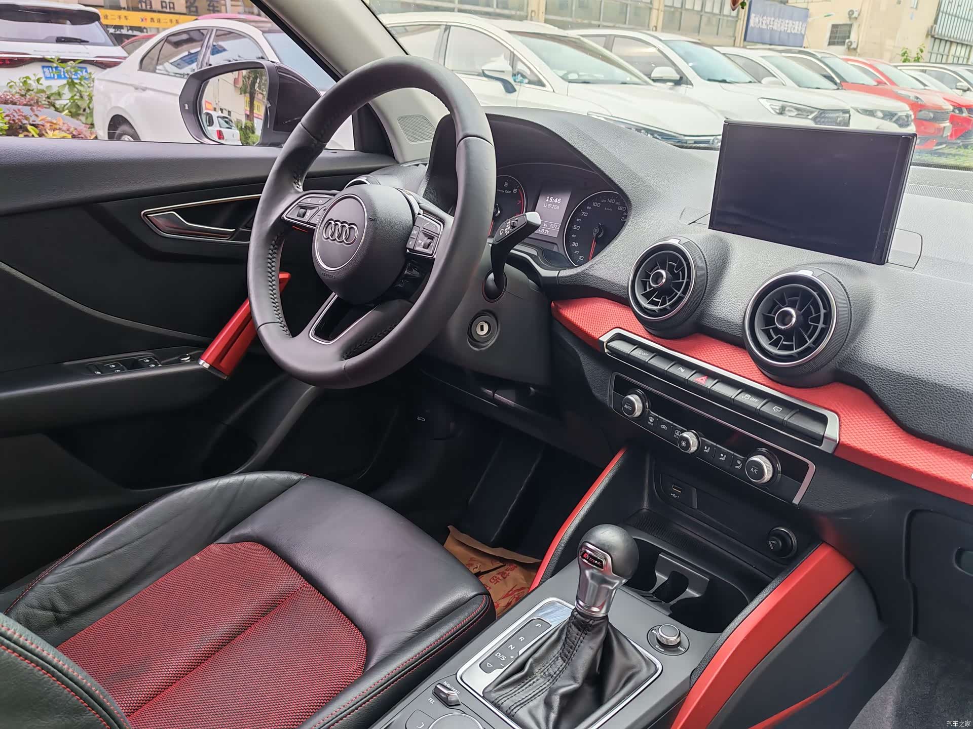 Audi Q2L, 2019 16