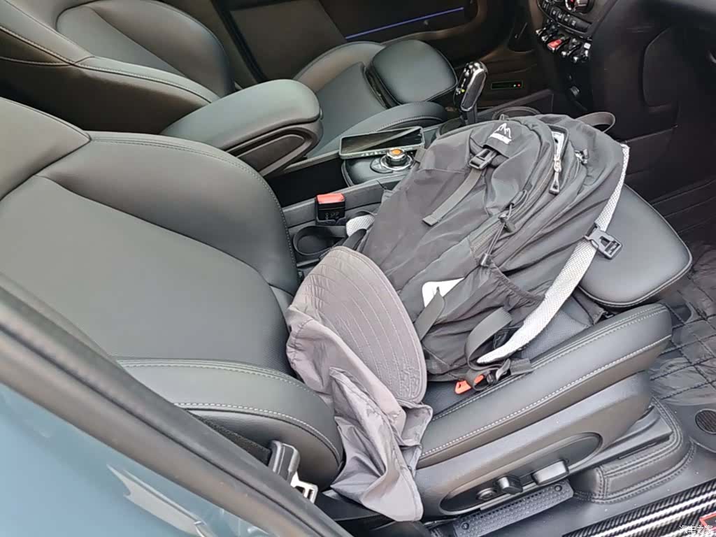 Mini Countryman, 2020 25