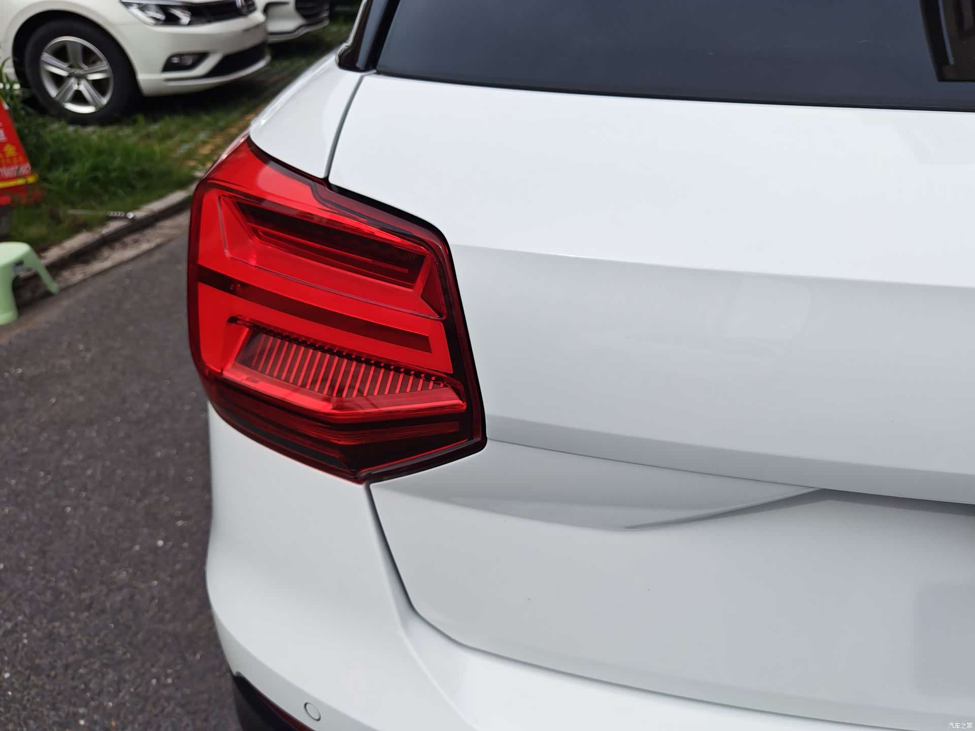Audi Q2L, 2019 11