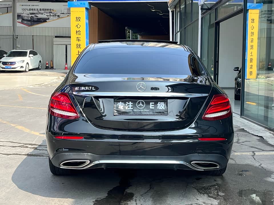 Mercedes-Benz E-class Mercedes-Benz E-class