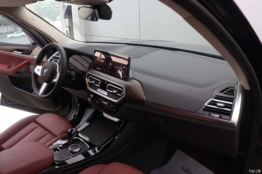 BMW X3, 2024 22