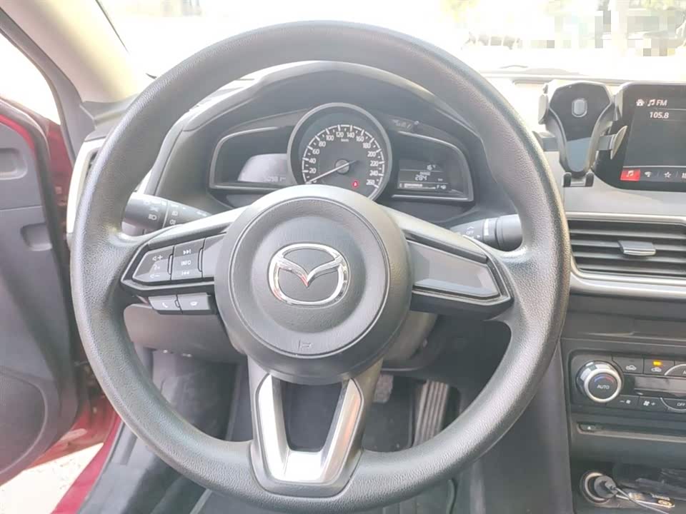 Mazda 3 Angkesaila