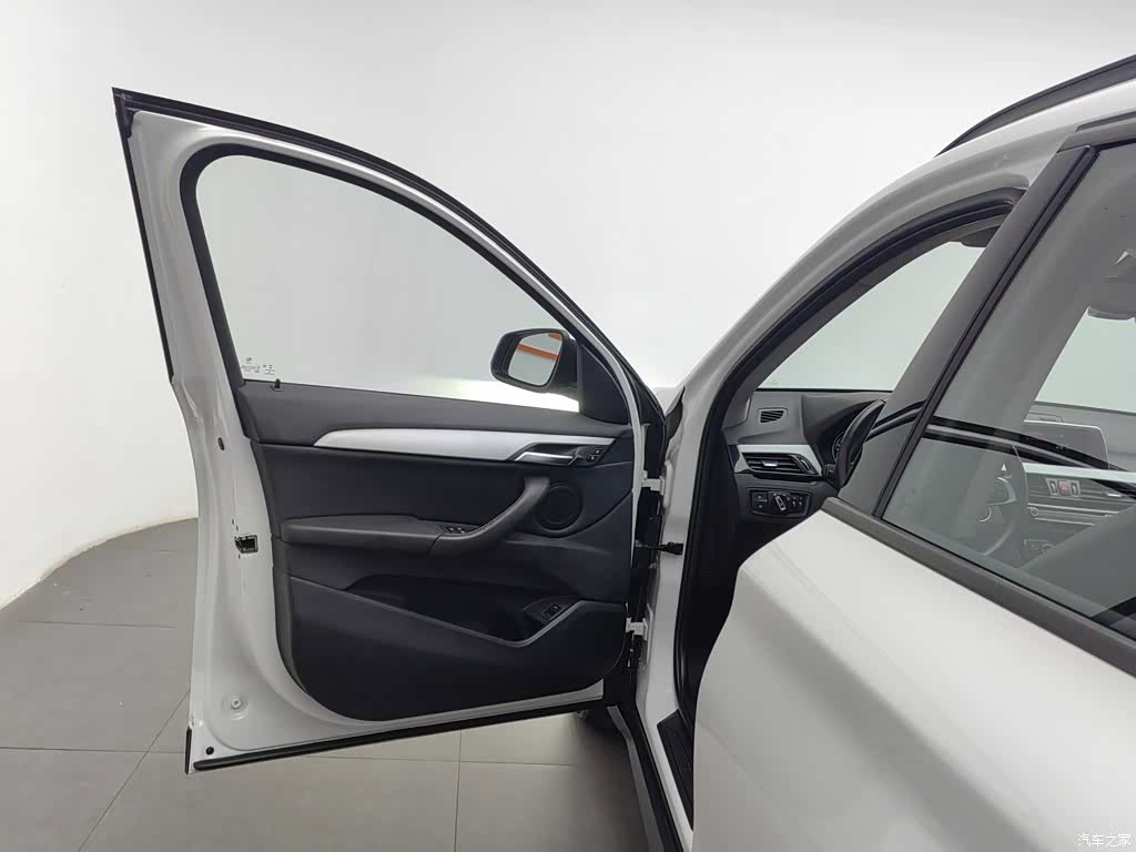 BMW X1, 2019 8
