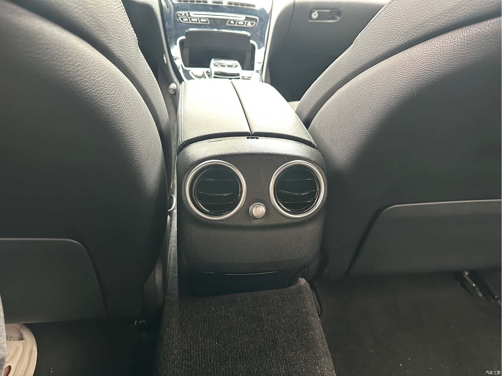 Mercedes-Benz C-Class, 2018 18