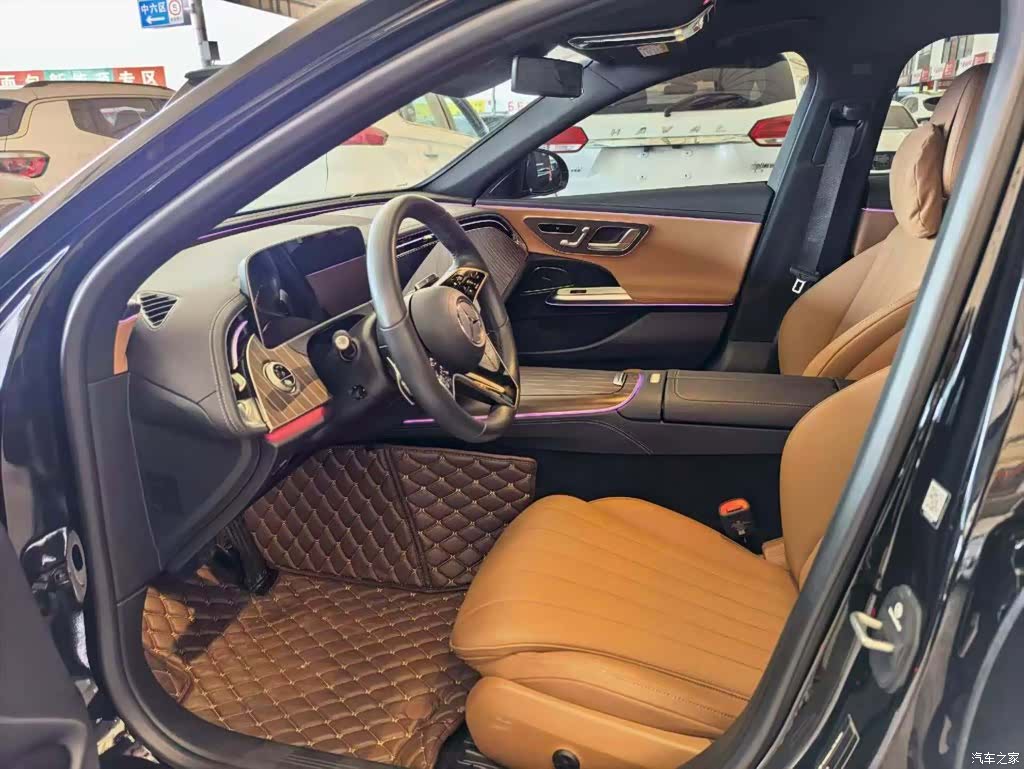 Mercedes-Benz E-Class, 2024 8