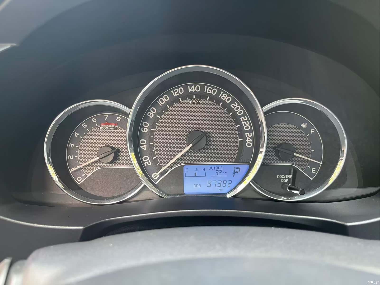 Toyota Levin, 2016 16