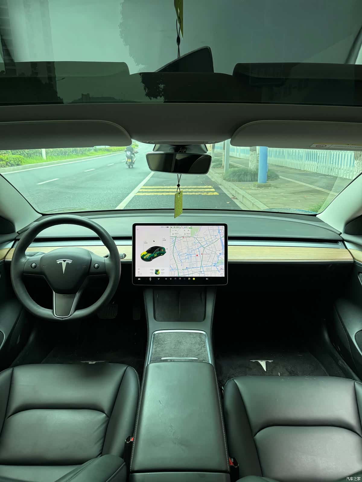 Tesla Model 3, 2021 все фото