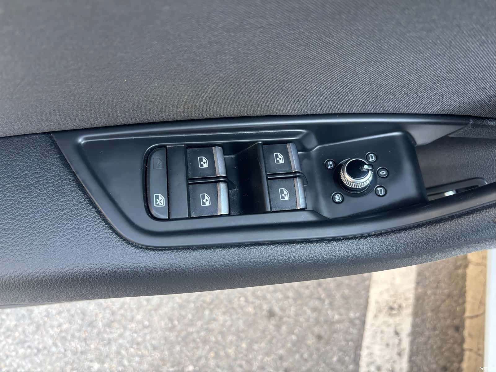 Audi A4L, 2019 11