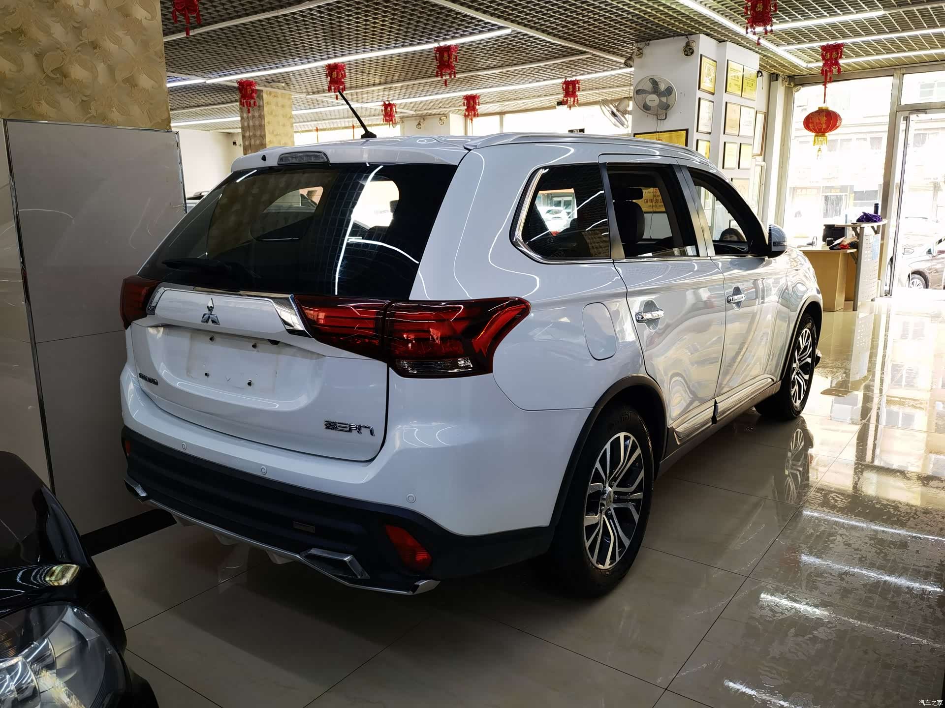 Mitsubishi Outlander, 2017 6