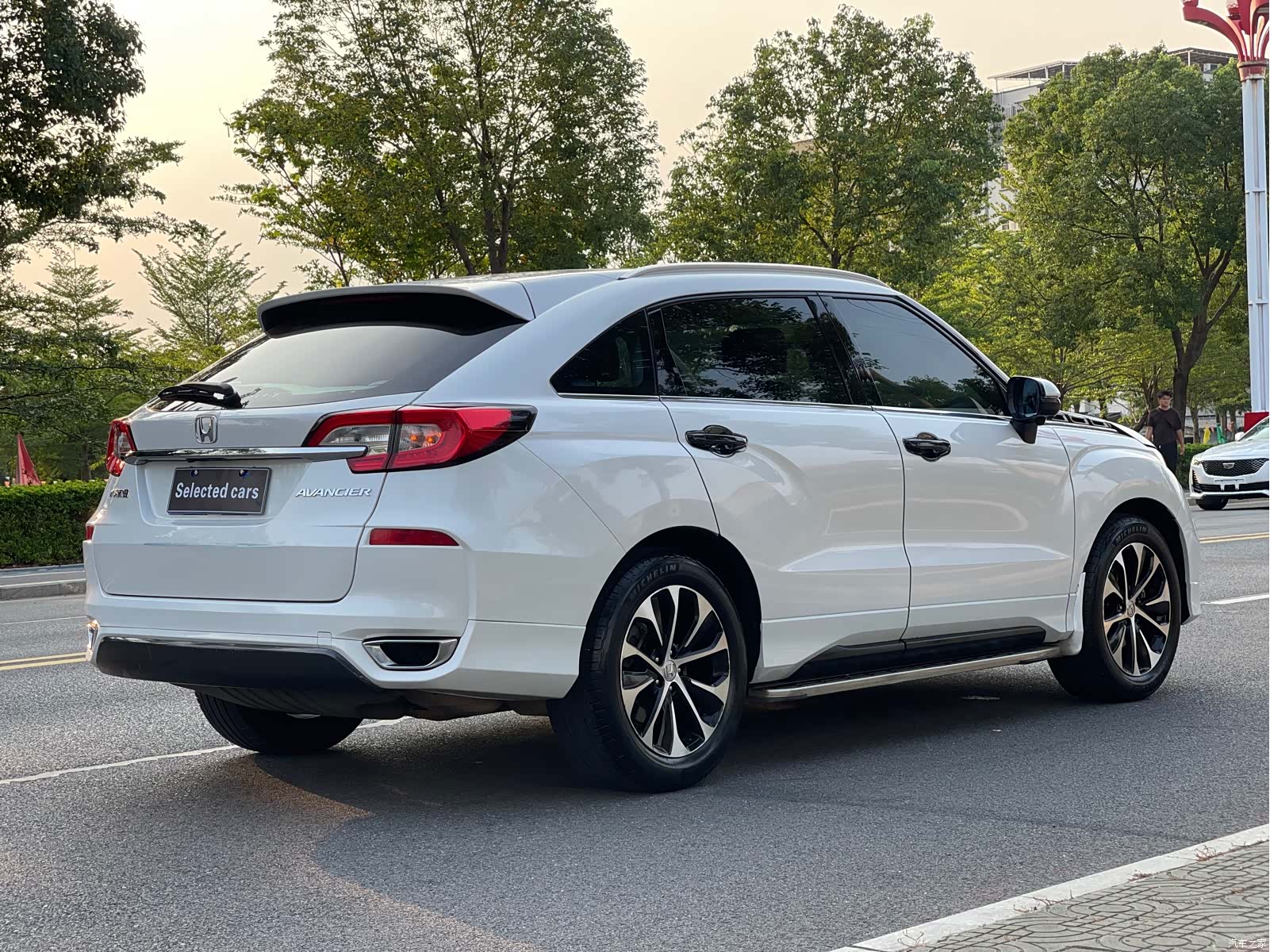 Honda Avancier, 2018 все фото