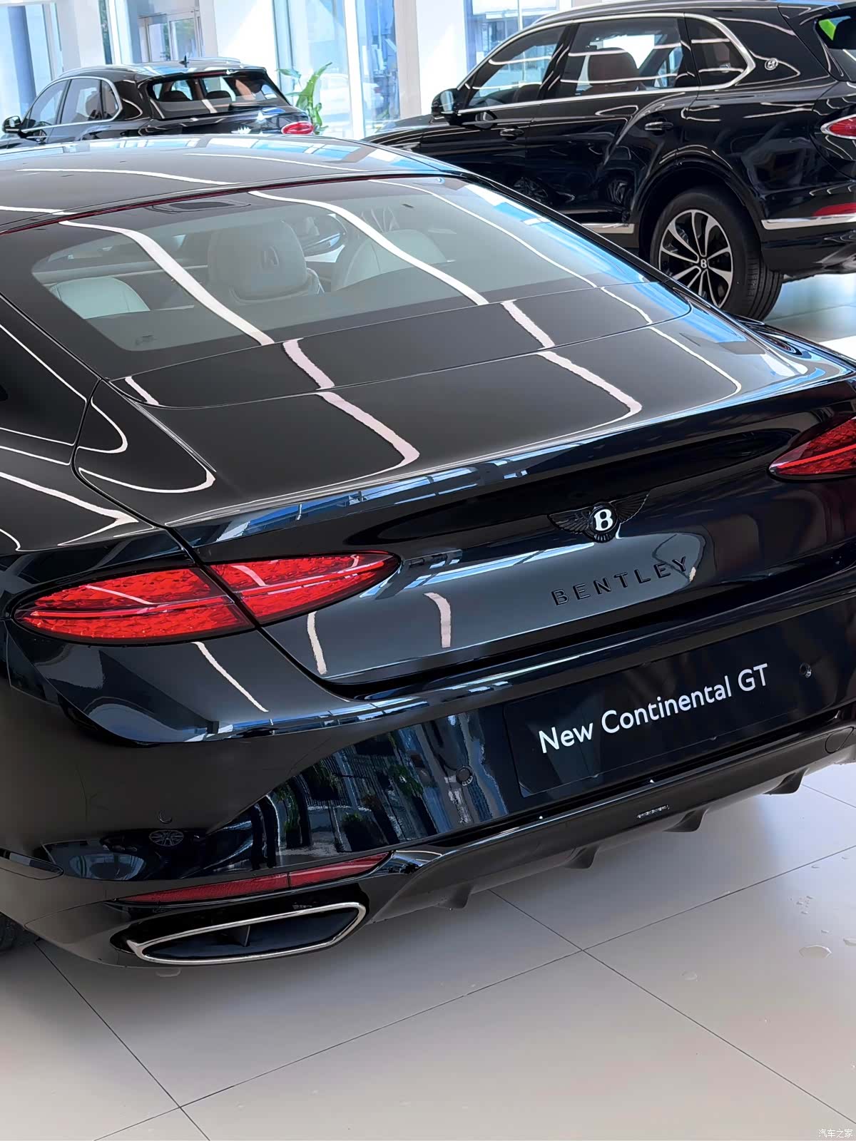 Bentley Continental GT, 2026 все фото
