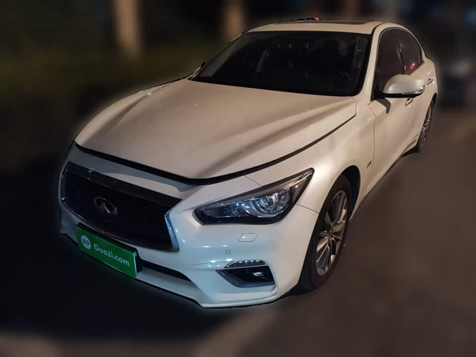 Infiniti Q50L