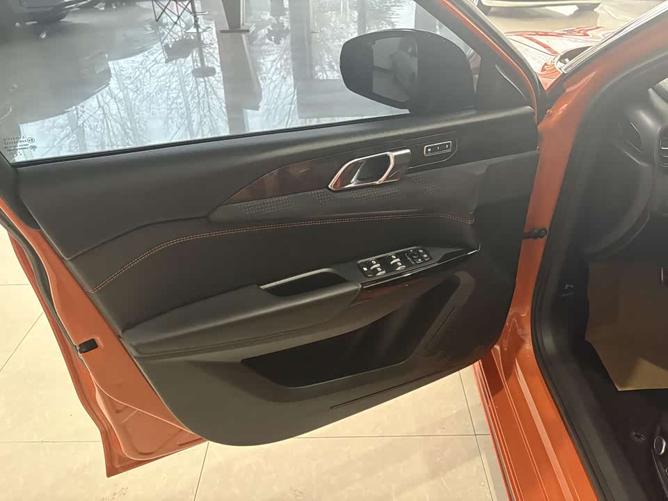 Lynk & Co 02 Hatchback