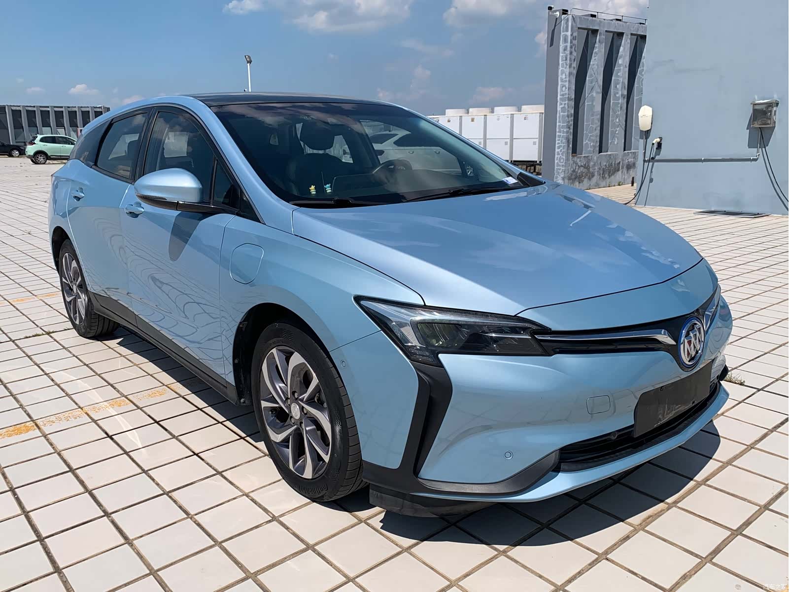 Buick Velite, 2020 3
