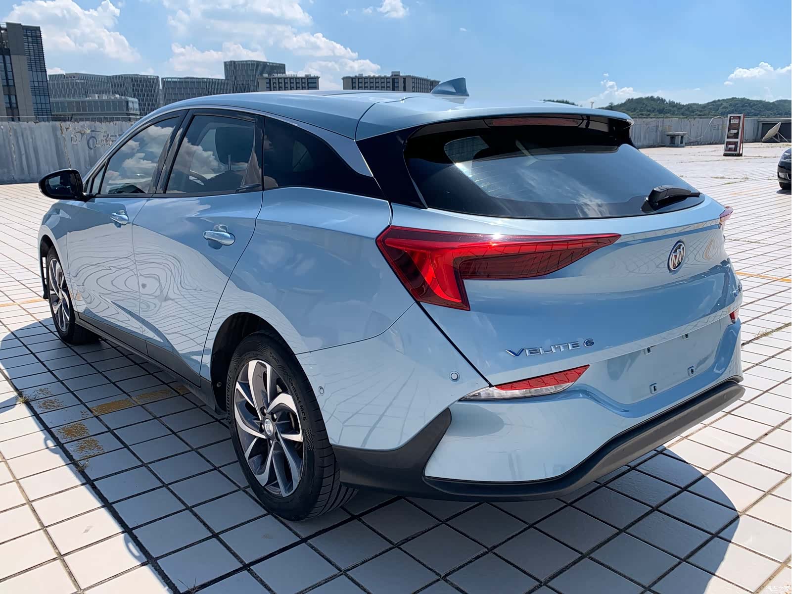 Buick Velite, 2020 4