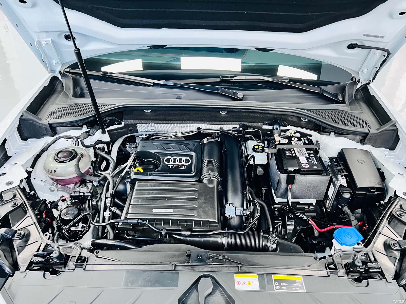 Audi Q2L, 2022 24