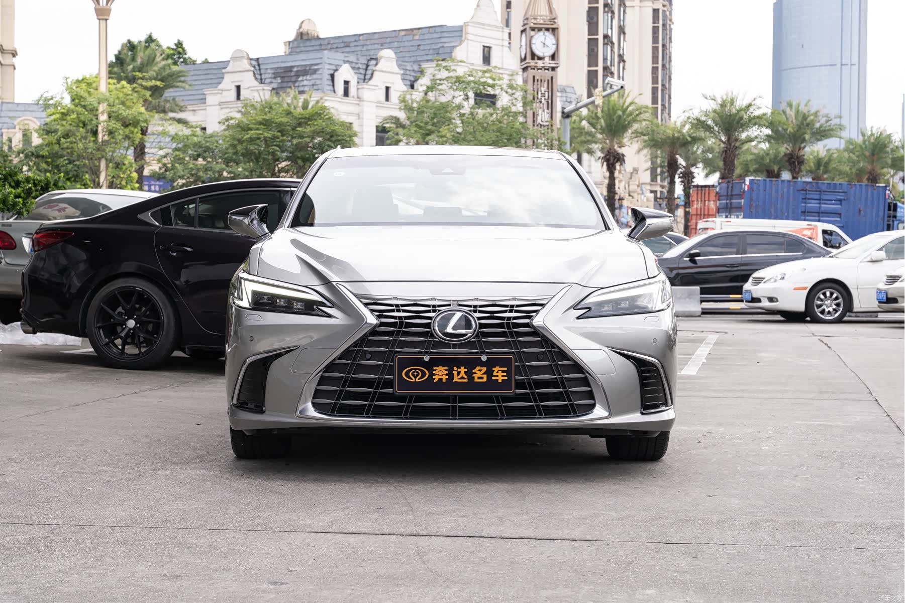Lexus ES, 2025 2