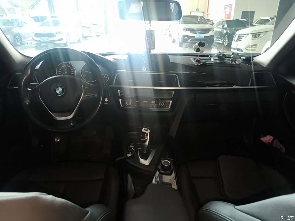 BMW 3 Series, 2018 10