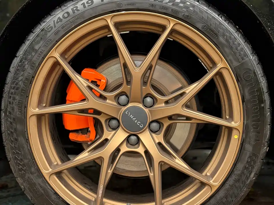 Lynk & Co 02 Hatchback