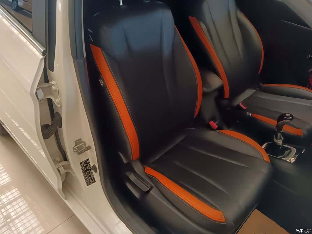 Wuling 310, 2016 25