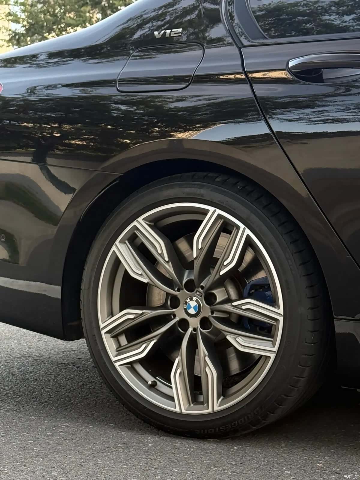BMW 7 Series, 2018 все фото