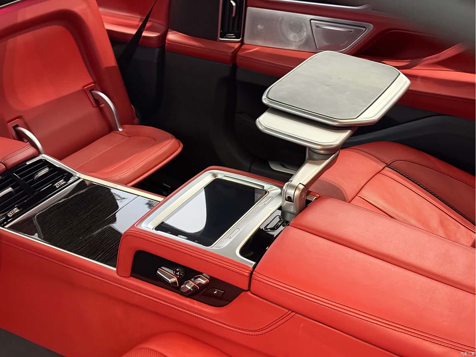 BMW 7 Series, 2018 14