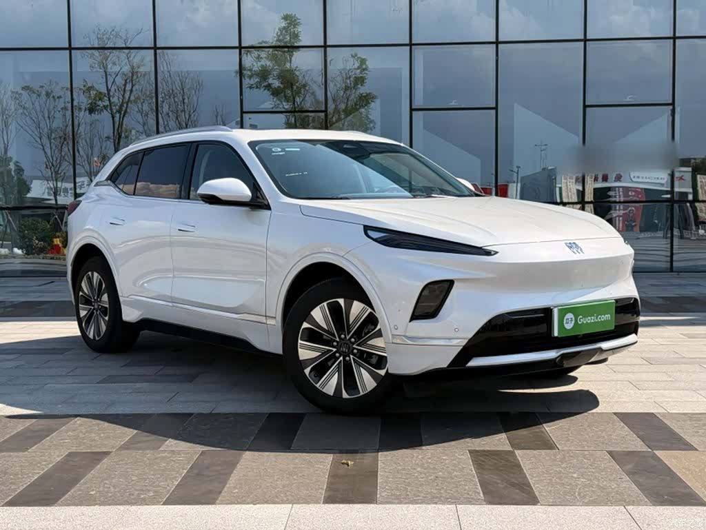 Buick E5, 2025 9
