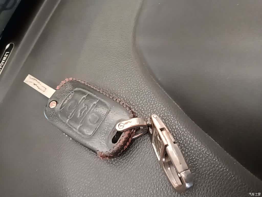 Wuling 310, 2016 9