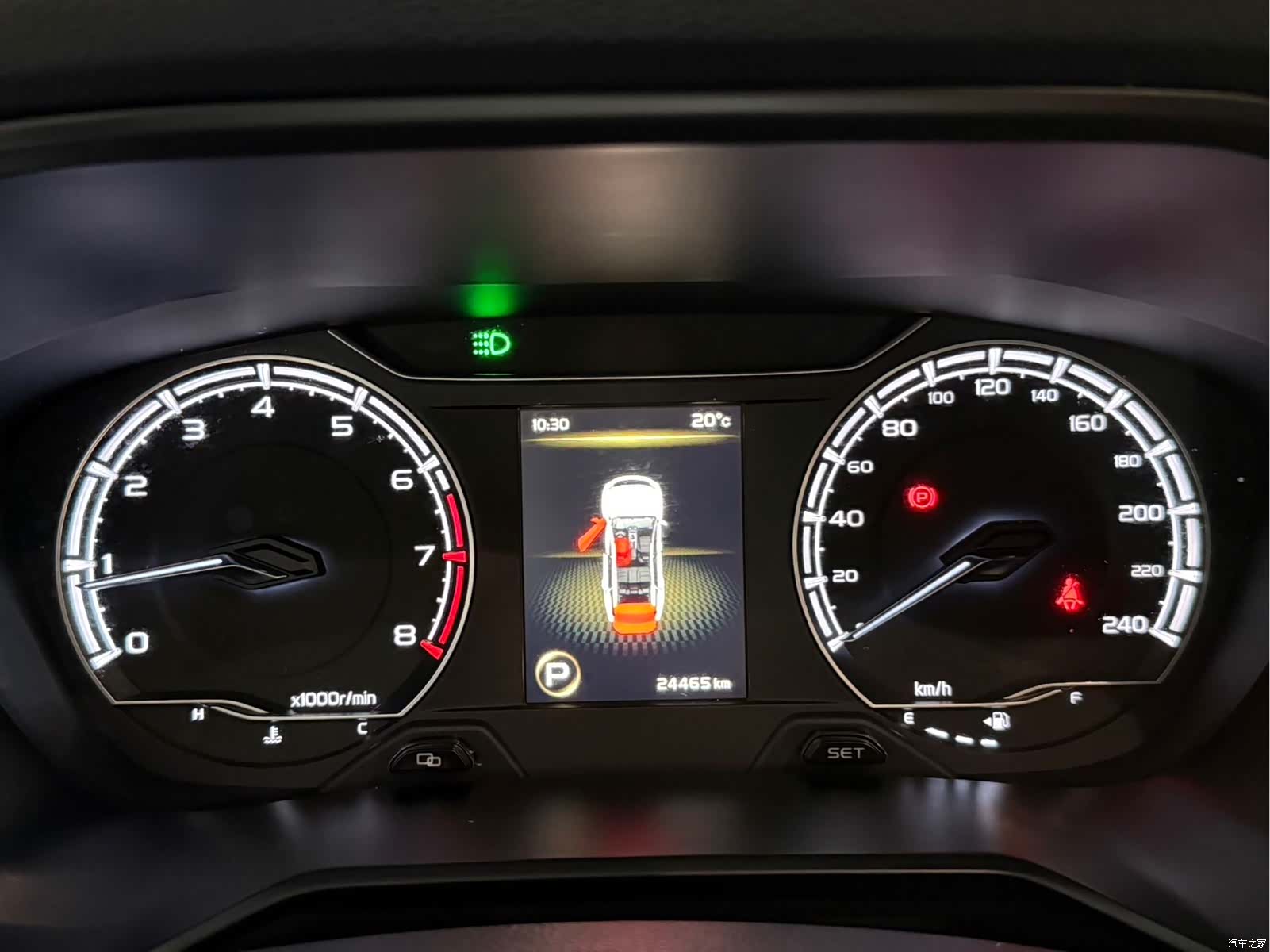 Geely X6, 2022 10