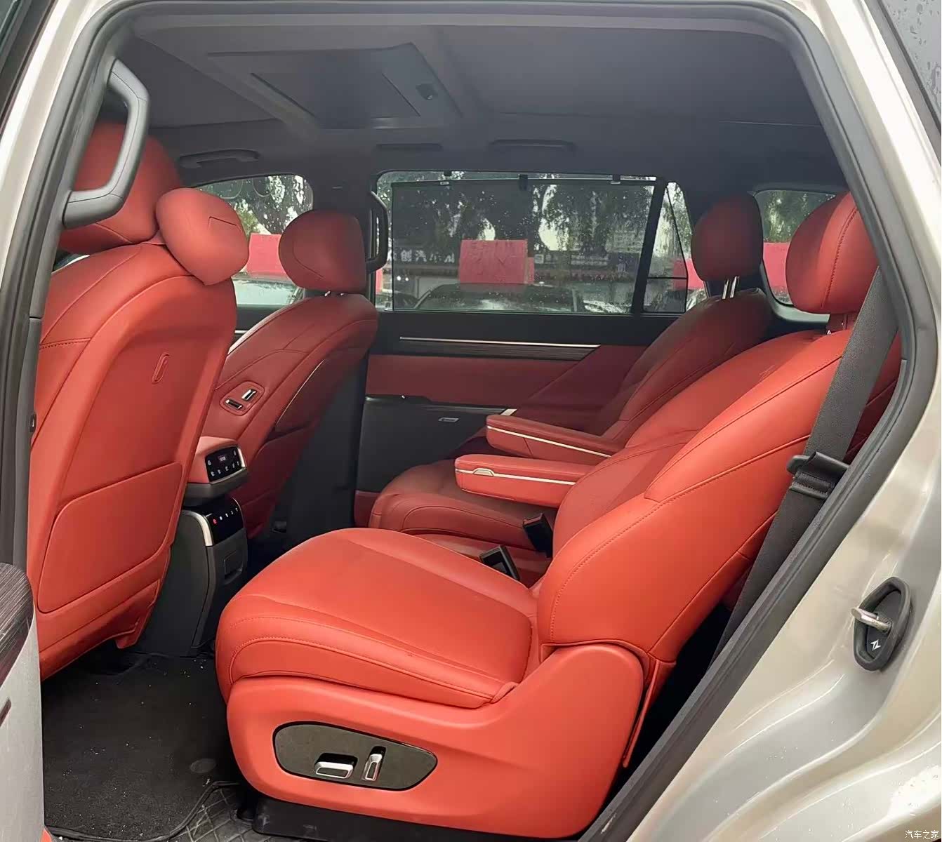 DongFeng eπ008, 2025 все фото