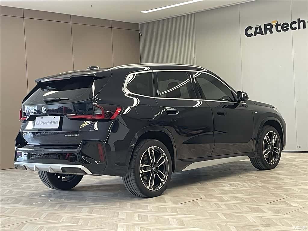 BMW X1, 2024 все фото