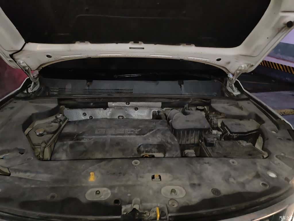 Geely X6, 2017 11