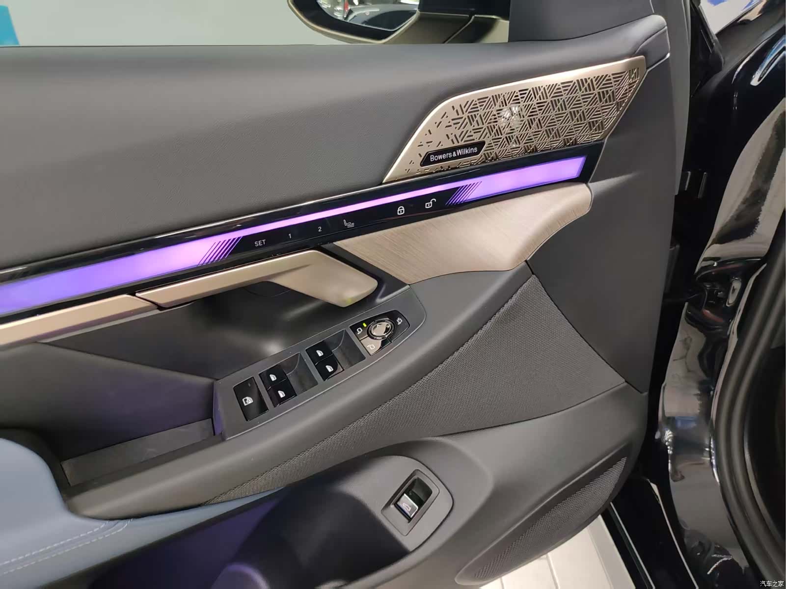 BMW 5 Series, 2025 21